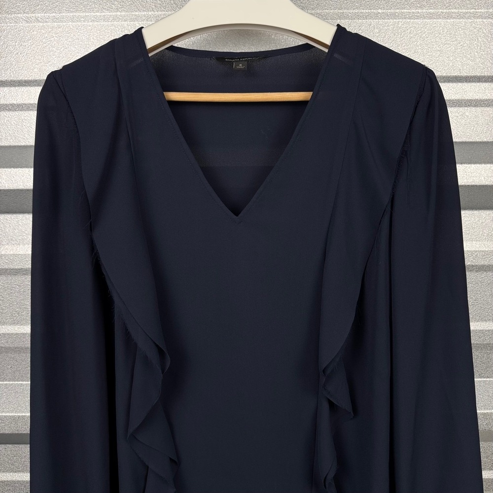 Banana Republic Navy Blue Chiffon Ruffle Front V-Neck Long Sleeve Blouse Size S - Picture 3 of 12